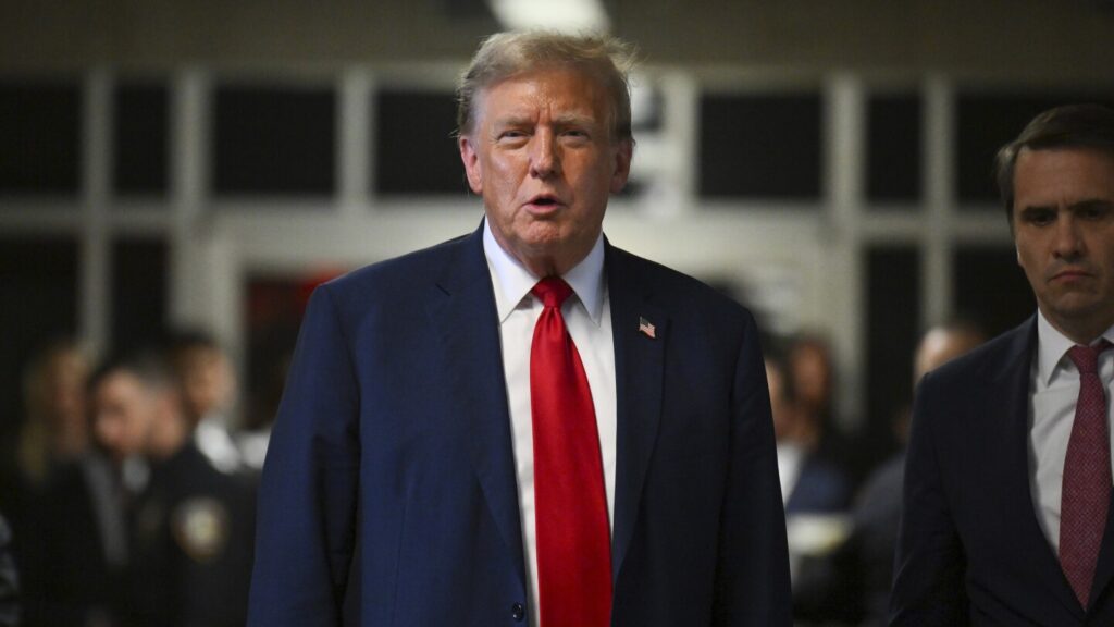 Donald Trump brings his campaign to the courthouse as his criminal hush money trial