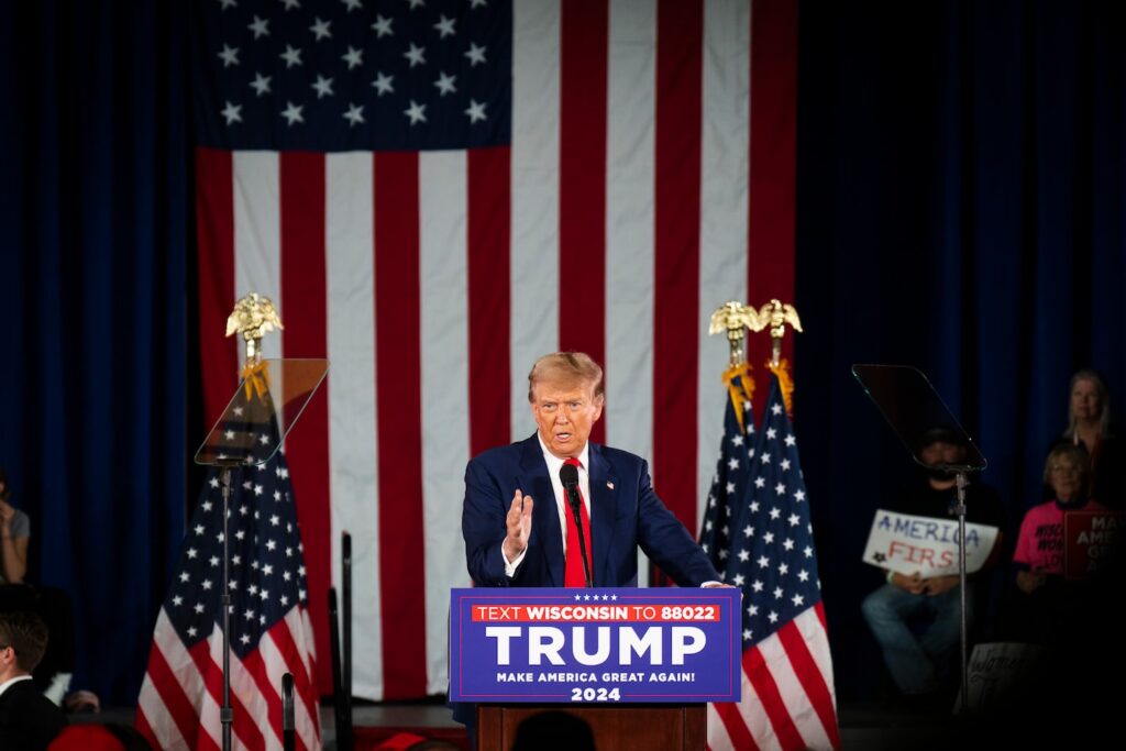 Top RNC lawyer resigns after rift grows with Trump