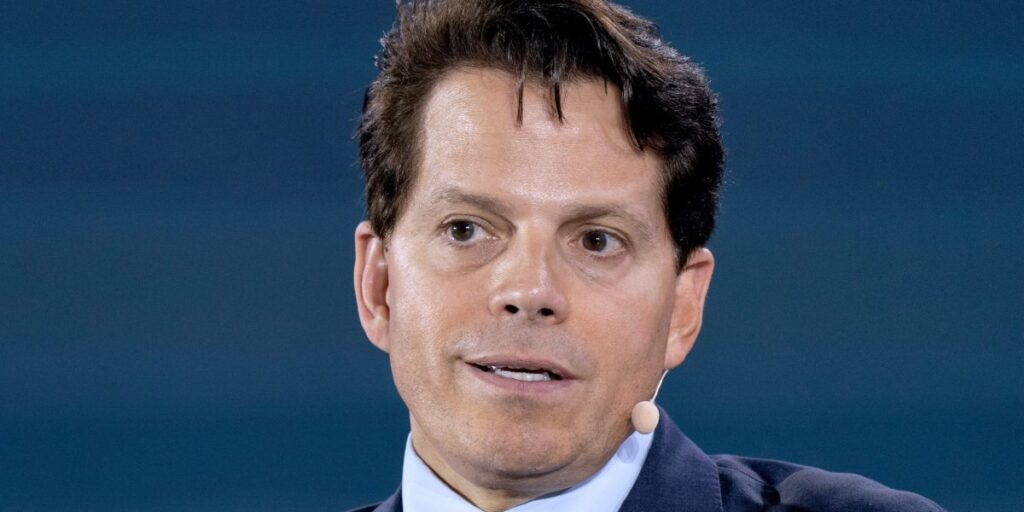 ‘Weekend at Bernie’s’ or ‘One Flew Over the Cuckoo’s Nest’——Anthony Scaramucci breaks