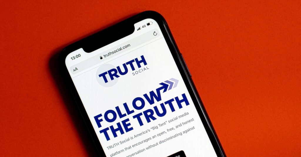 ‘Trump 2024 to the Moon’: MAGA Fans Go All In on Truth Social Stock