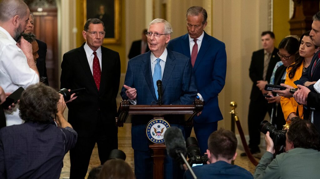 Senate GOP looks to Trump to keep hold of House majority
