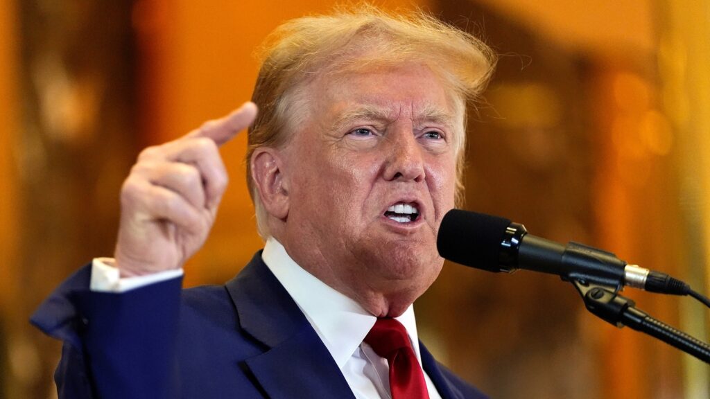 Campaign denies Donald Trump planning to stay in Chicago during 2024 Milwaukee RNC