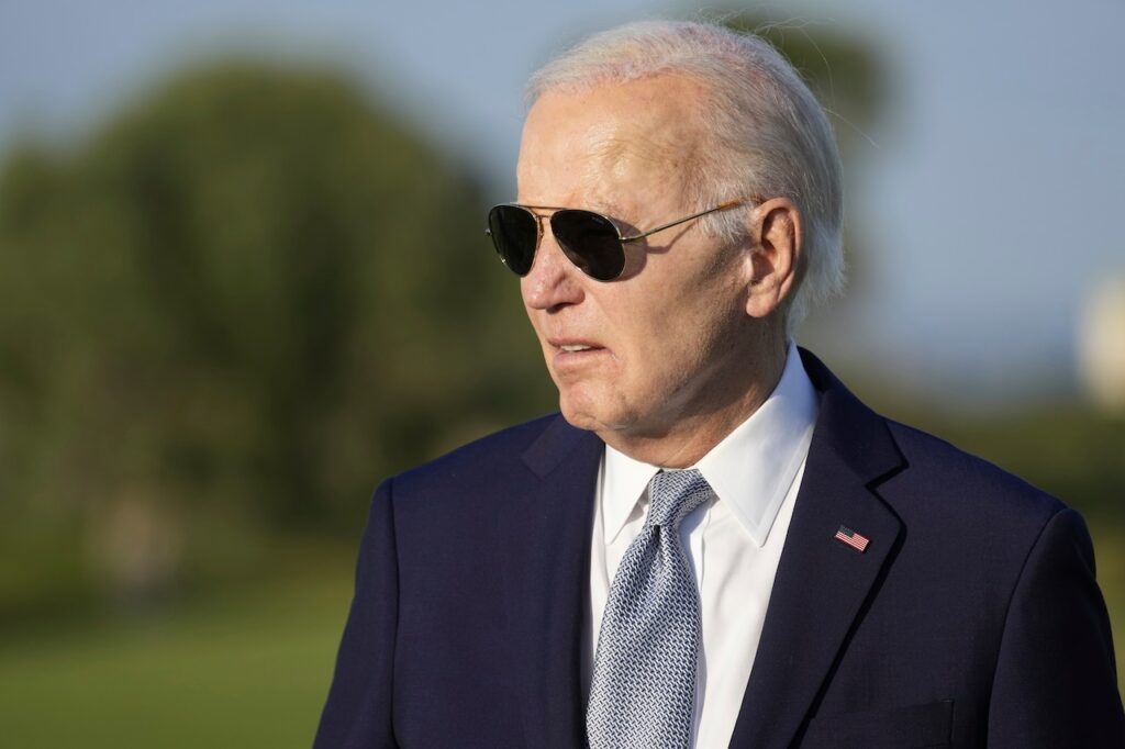 Biden tears into Trump during fundraiser at Gov. Murphy’s home