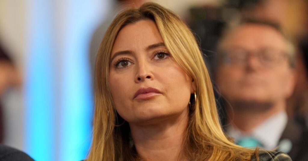 Who Is Holly Valance? Ex Pop Star Raises Millions For Trump