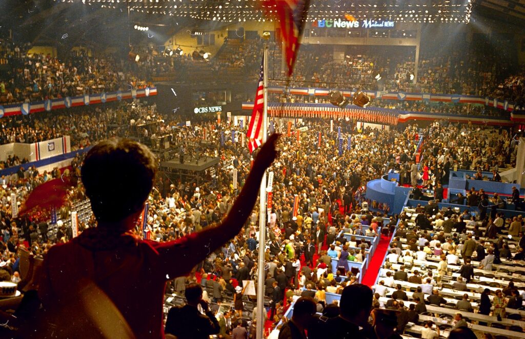 Opinion | Democrats fear a messy convention. Trump should fear their meltdown more.