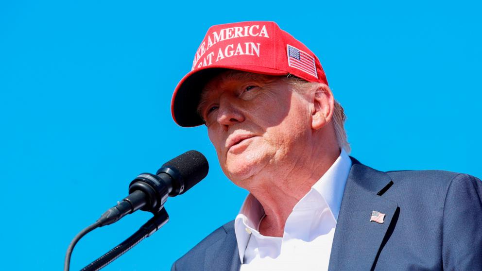 Trump campaign memo signals plans to reduce the national GOP platform