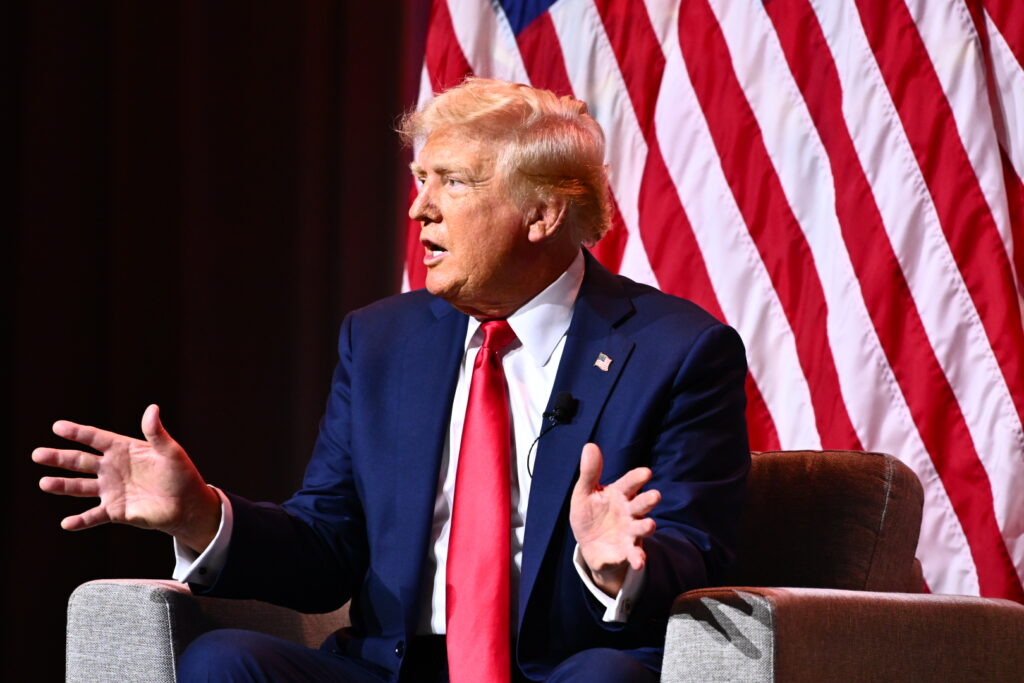 Donald Trump’s Chicago Appearance Attracts Large Crowds — And Protesters