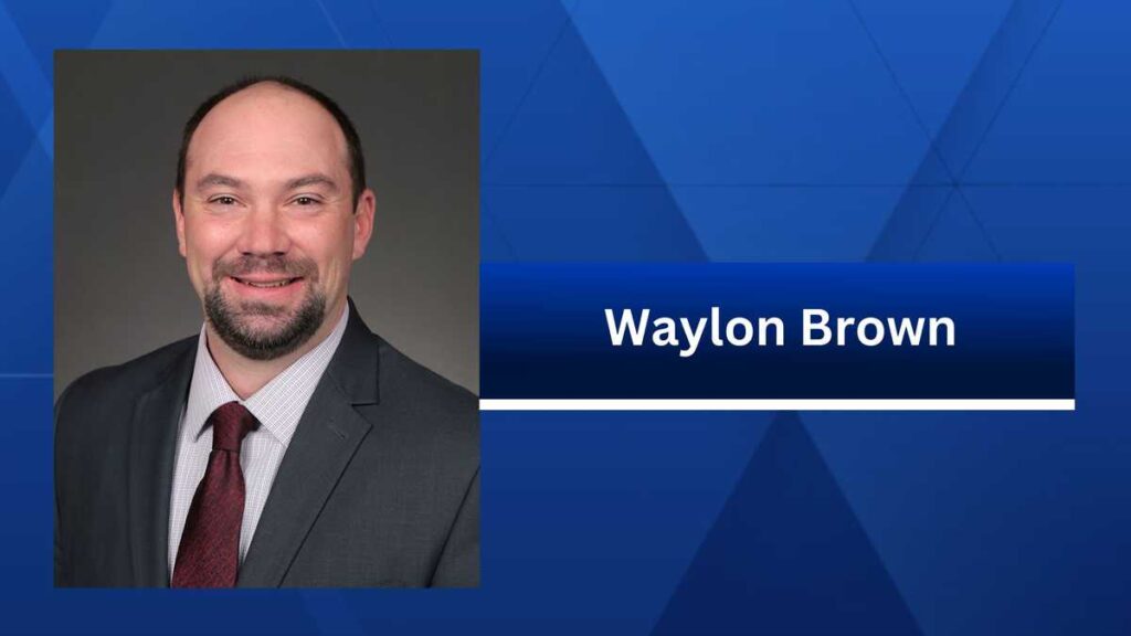 Iowa Senate majority whip resigns