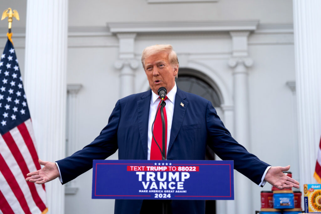 Former GOP adviser slams Trump campaign: “You need to be disciplined”