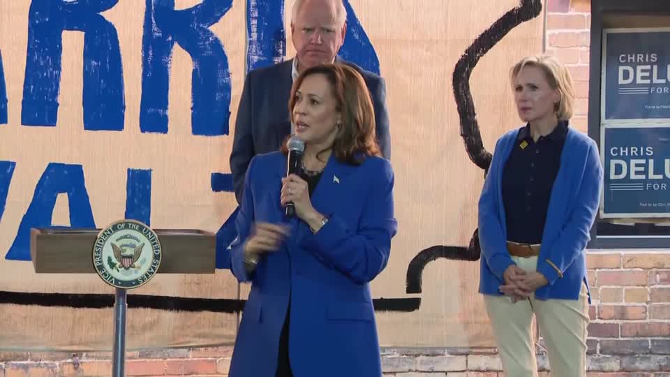 Harris implies Trump is a ‘coward’ at Pennsylvania campaign stop