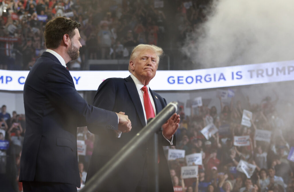 Donald Trump “has to replace” JD Vance: Trump White House staffer