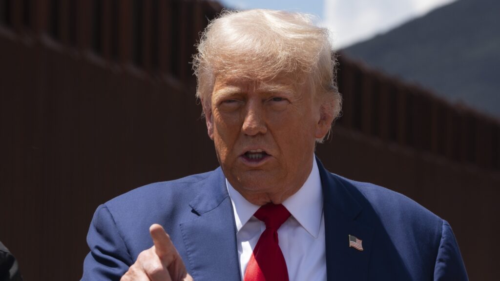 Trump again distances himself from Project 2025