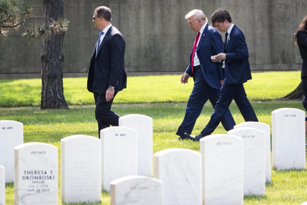 Trump campaign violated rules in Arlington National Cemetery visit, cemetery legal expert